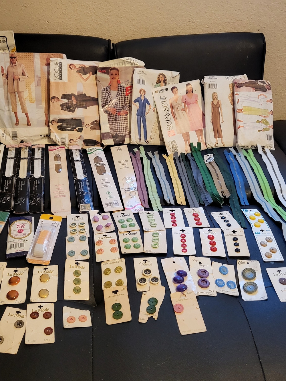Vintage Sewing Patterns & Assorted Buttons and Zippers - Multicolor